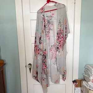 Hibluco Floral Sheer Kimono- Pink and Gray Size L